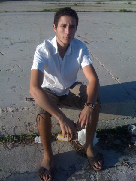 JH cherche belle JF sur marseille pour moments torride