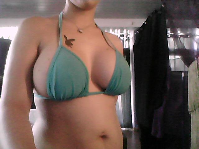 Jeune femme BLONDE,SEXY,pour massage agréable 06 30 18 27 83