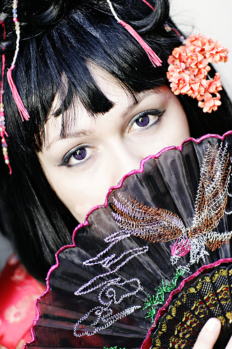 geisha  jolie et mince  pour massage complet a domicile sur paris