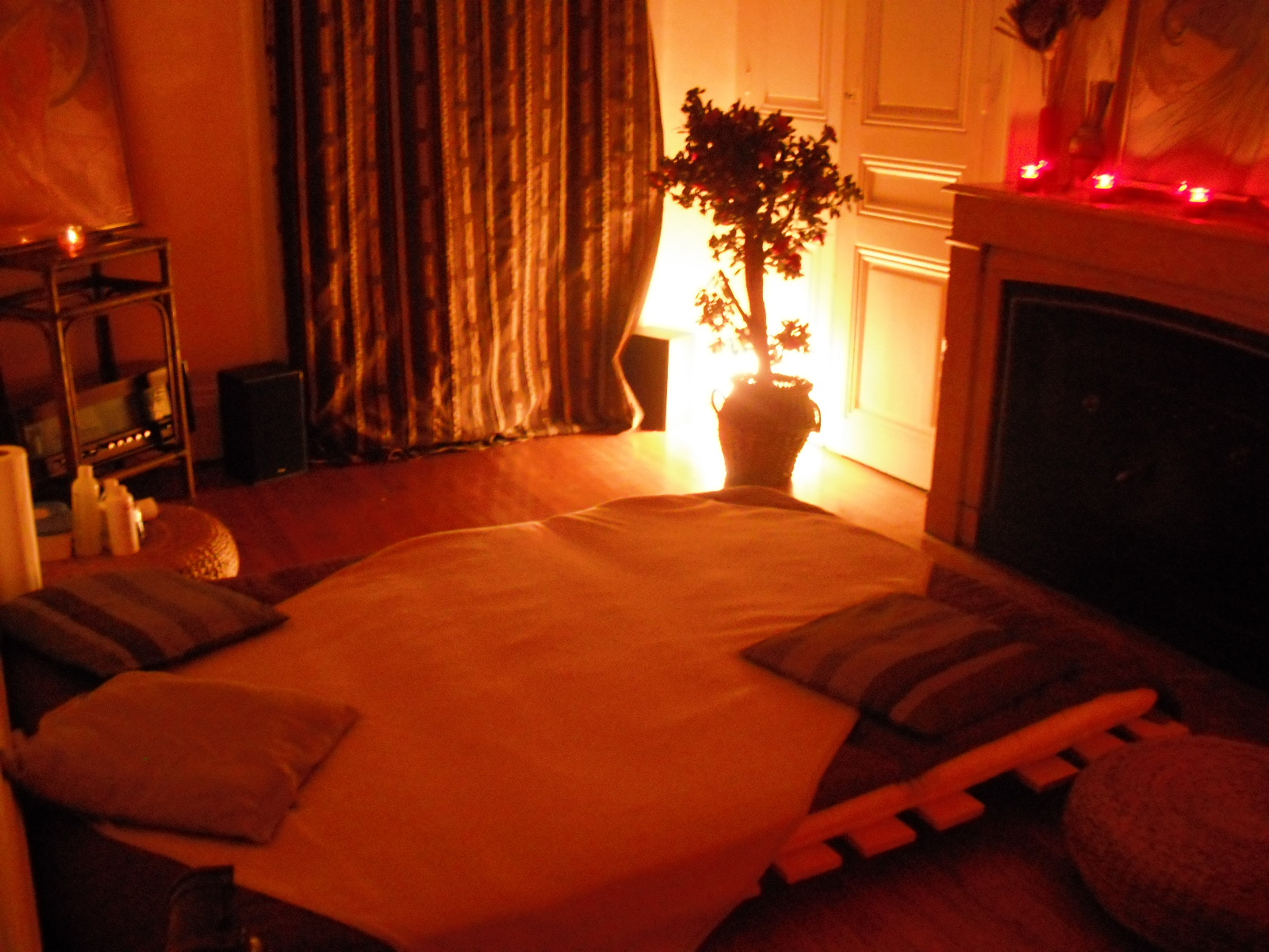 CHARMANTE JEUNE FEMME LYON