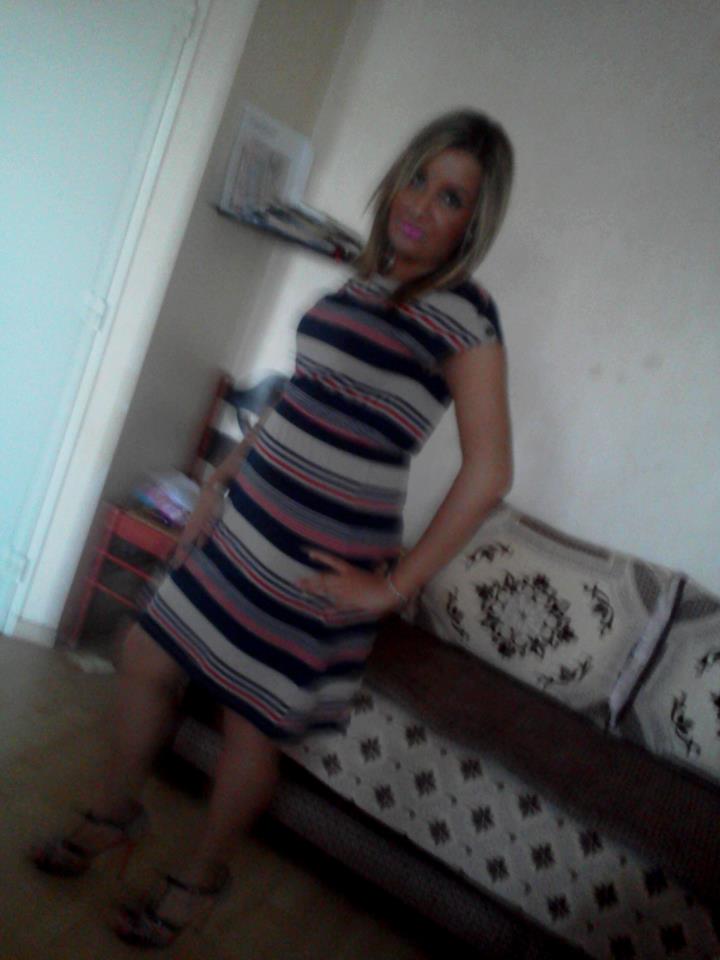 Sabrina Beurette tres chaude pour black rebeu