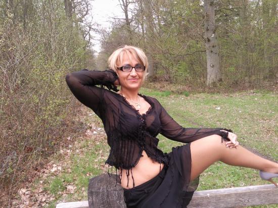 ROXANE MASSAGE POUR MR OUMME