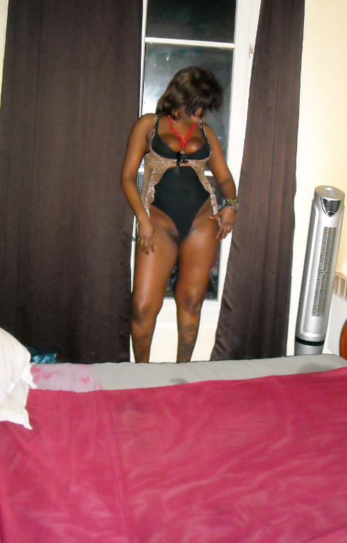 MASSAGE EROTIQUE AVEC 2 FINITION BUCCALE