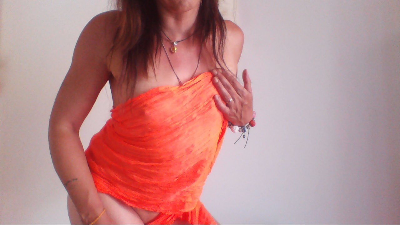 cindy la coqune pour dialogue sexe ou cam hot