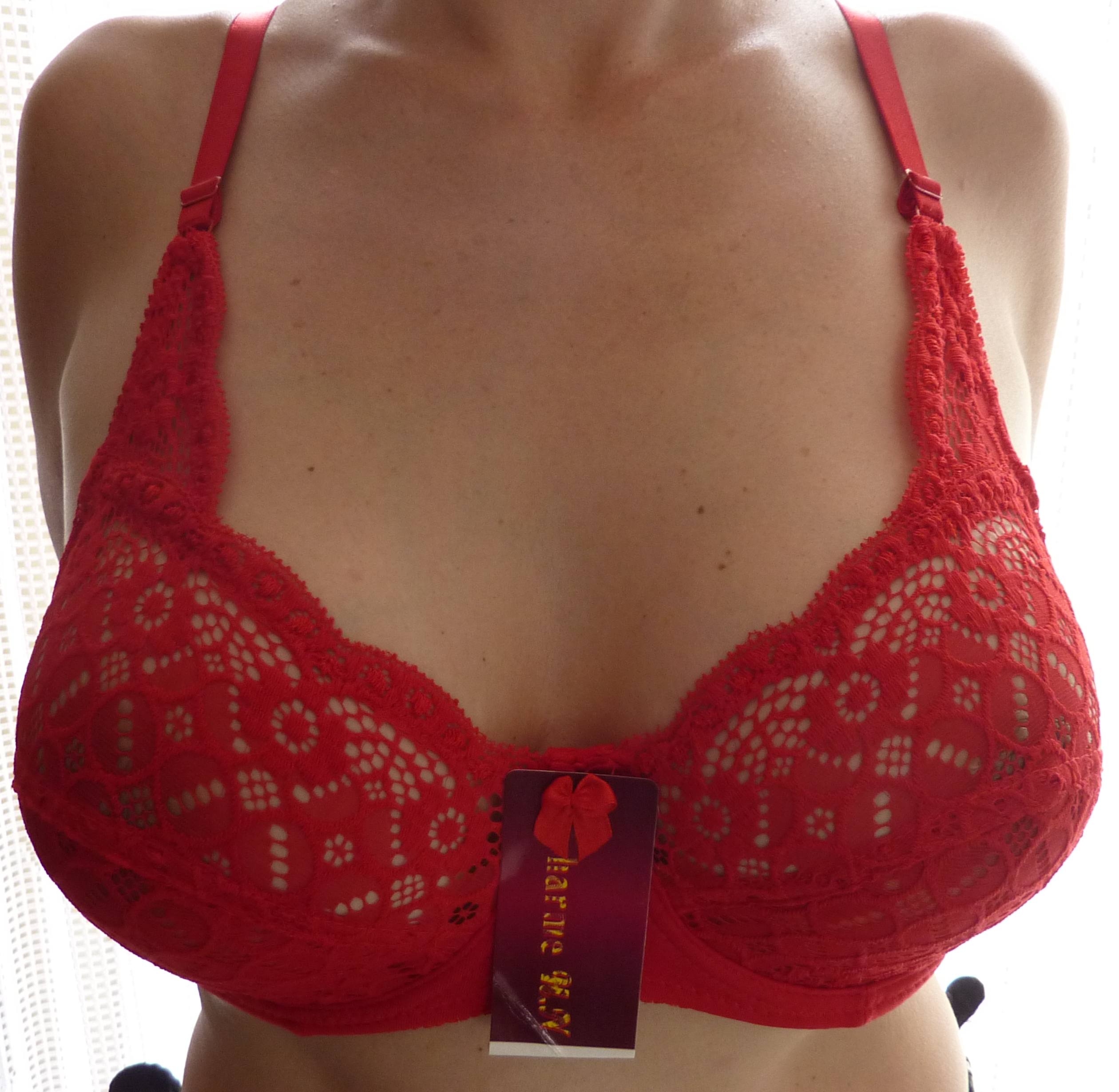 Soutien gorge rouge dentelle
