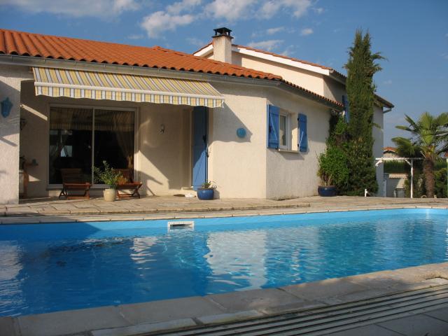  Retrouvez vos annonces selectionnées dans "Mes annonces" Villa Avec Piscine Chauffee St Marcellin En Forez